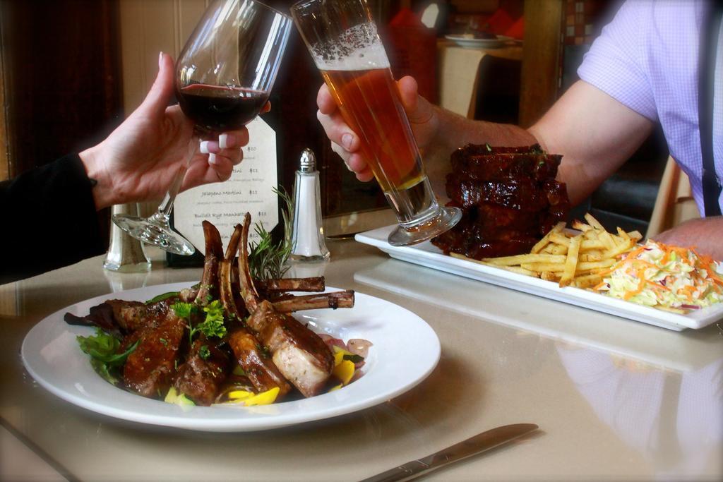 Saddleback Inn At לייק ארוהד מראה חיצוני תמונה